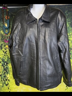 #105 Vintage 90s Kasper Black Leather Zip-Front Bomber Jacket
